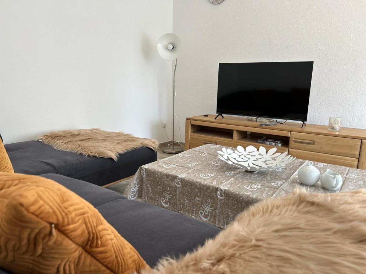 Gemuetliches Familienhaus - Fuehlt Euch Wohl Lägenhet Oldenburg Exteriör bild