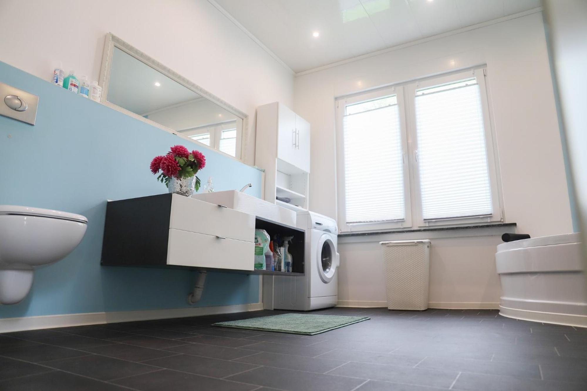 Gemuetliches Familienhaus - Fuehlt Euch Wohl Lägenhet Oldenburg Exteriör bild